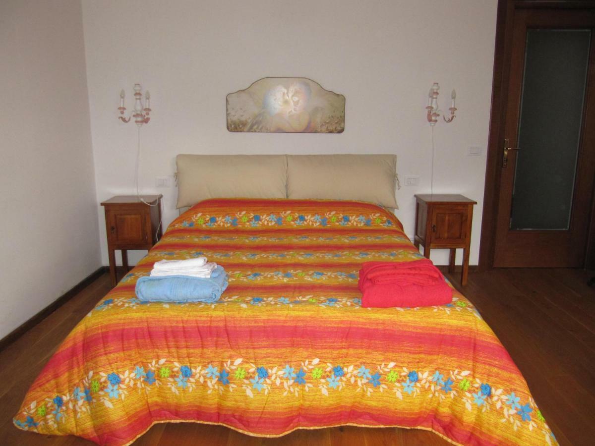 La Casa Dei Mimirs Bed and Breakfast Garbagna Eksteriør billede